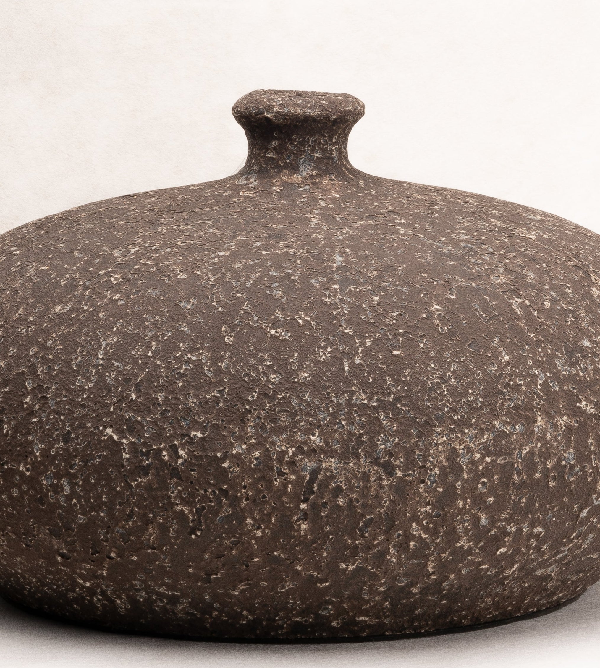 Terracotta vessel No 1