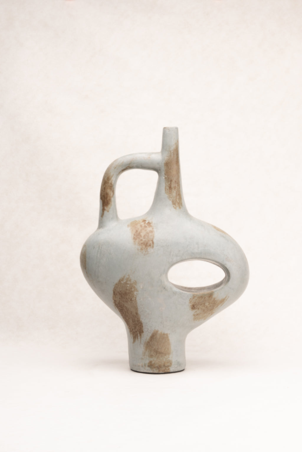 Terracotta vessel No 6