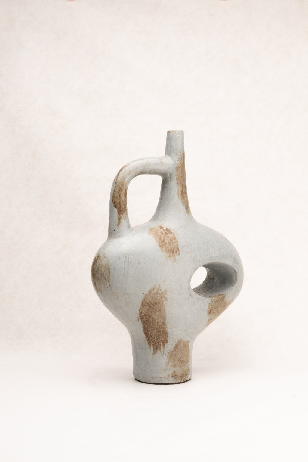 Terracotta vessel No 6