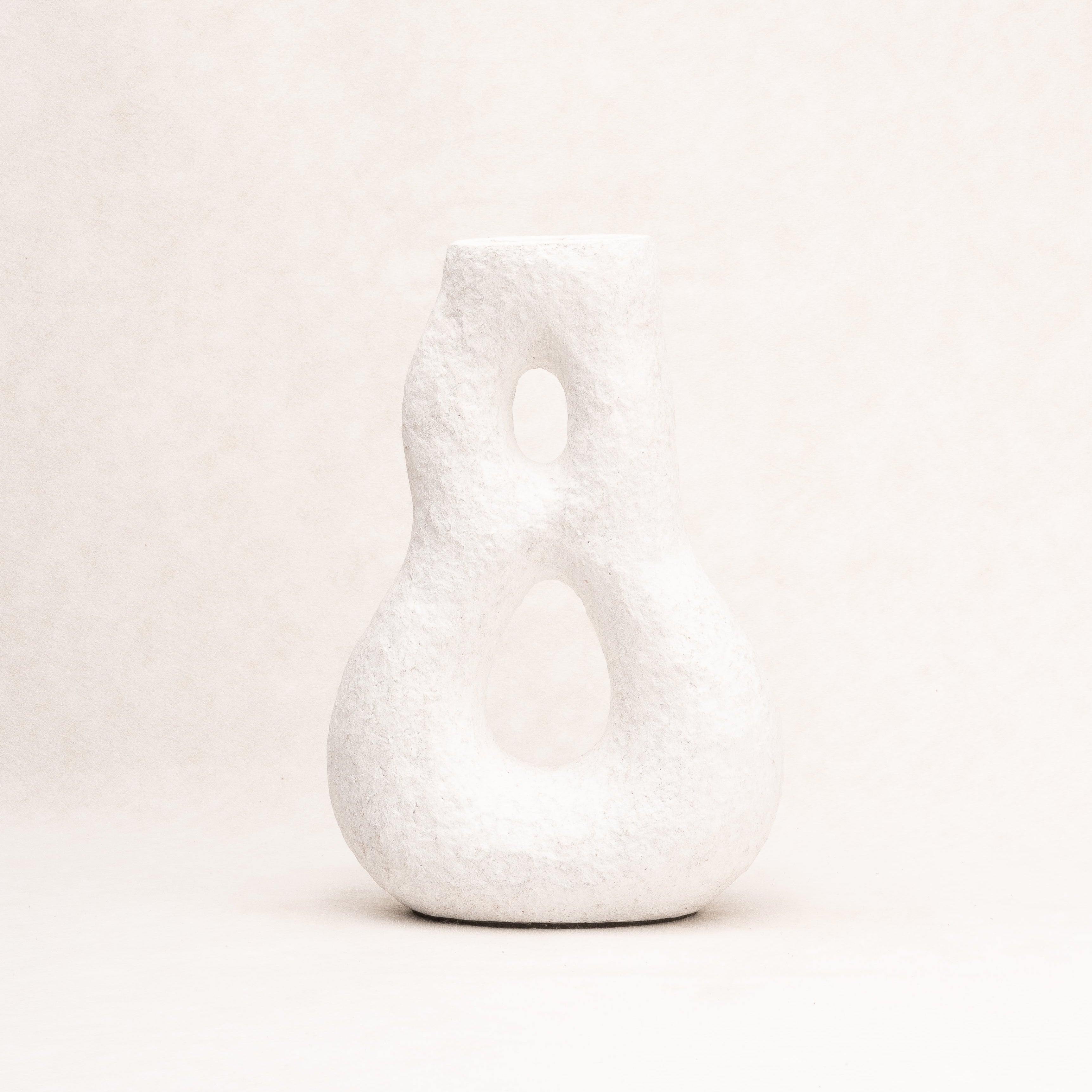 Terracotta vessel No 9