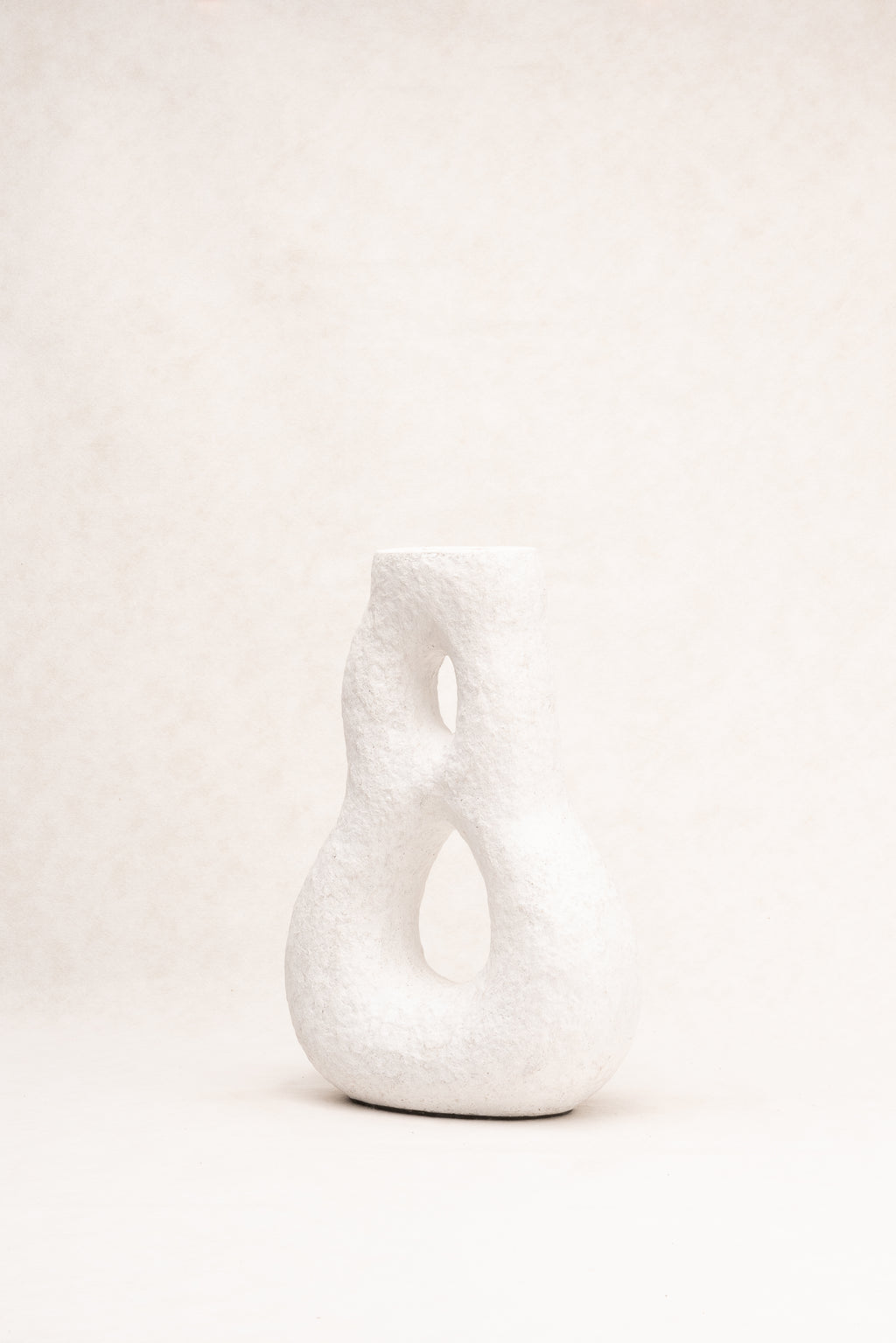 Terracotta vessel No 9