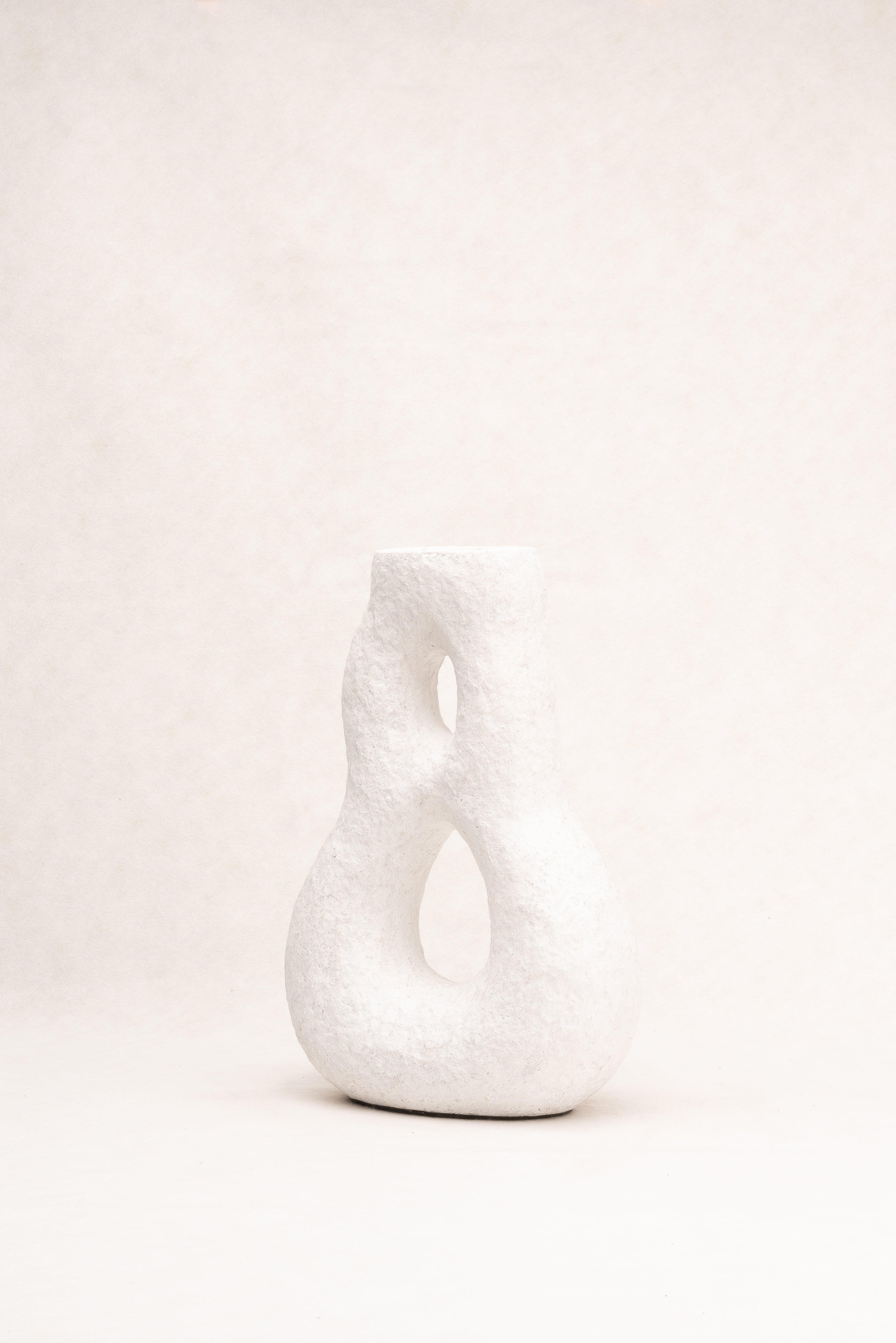 Terracotta vessel No 9