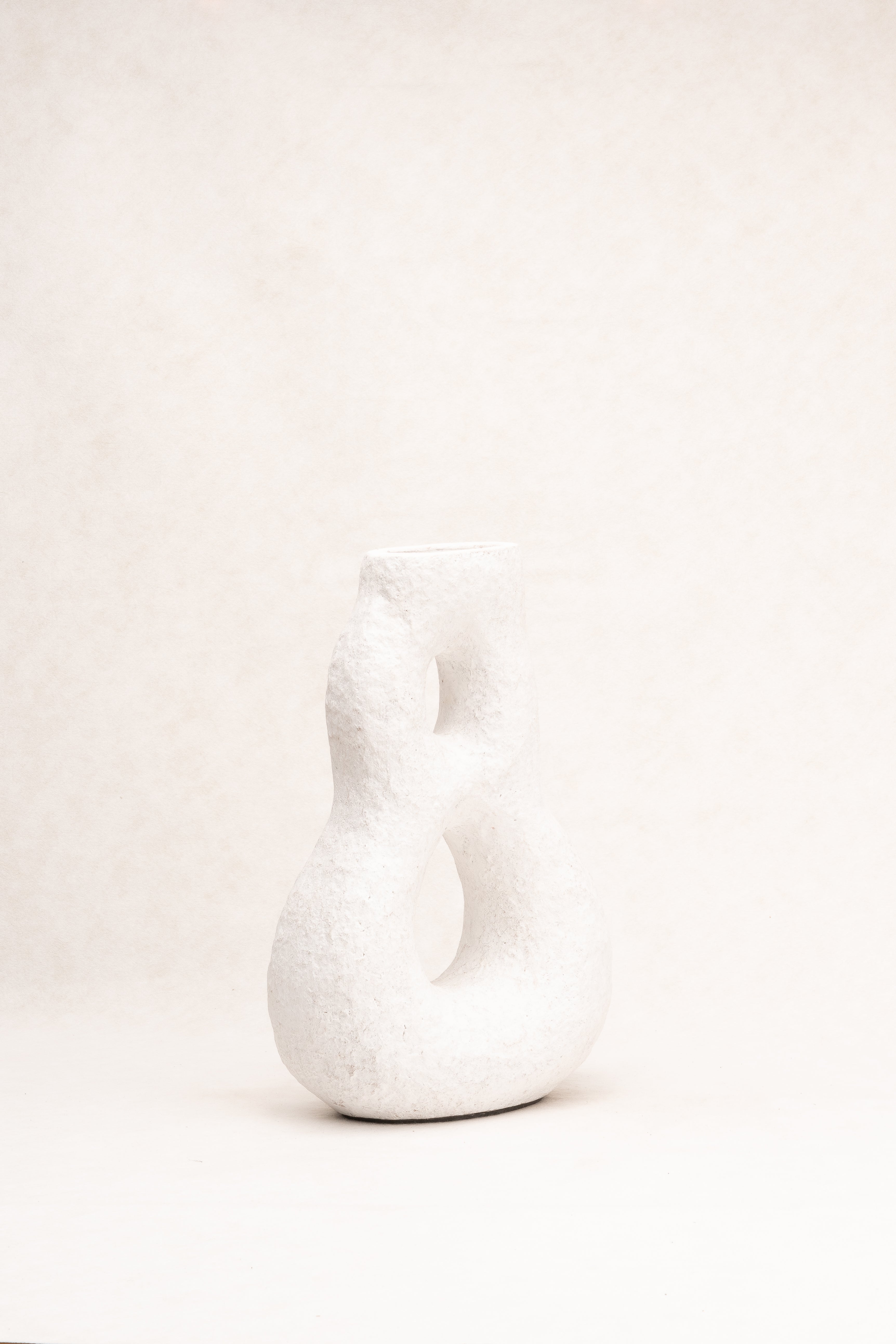 Terracotta vessel No 9